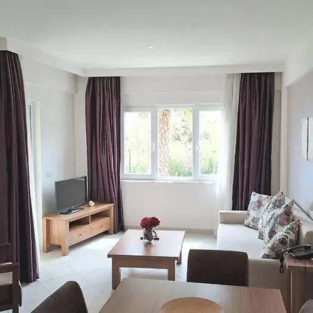Wyndham Residences Kusadasi Golf & 1+1 Esyali Daire 아파트 *
