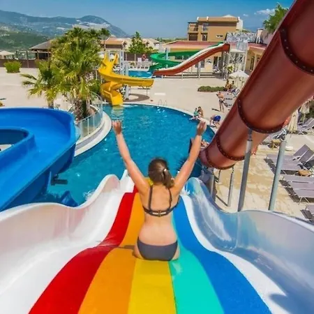 Wyndham Residences Kusadasi Golf & 1+1 Esyali Daire 아파트 Soke
